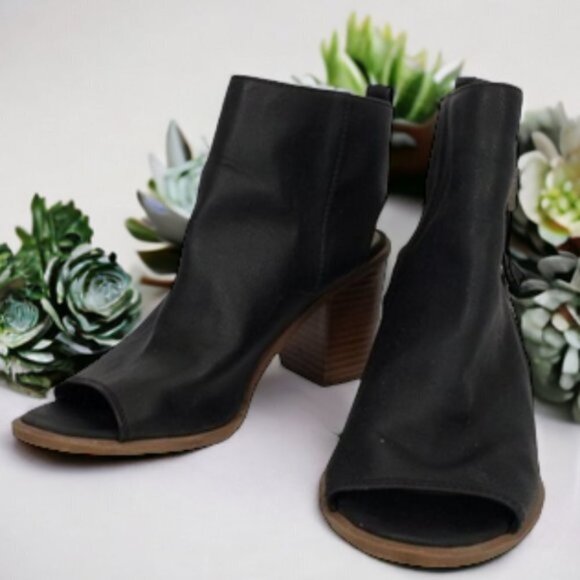 Circus Sam Edelman Kammi Black Peep Toe Ankle Bootie Open back Size 7.5 - Picture 2 of 16